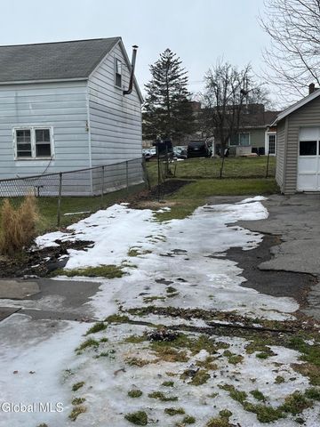 1719 Oneida Street, Schenectady, NY 12308