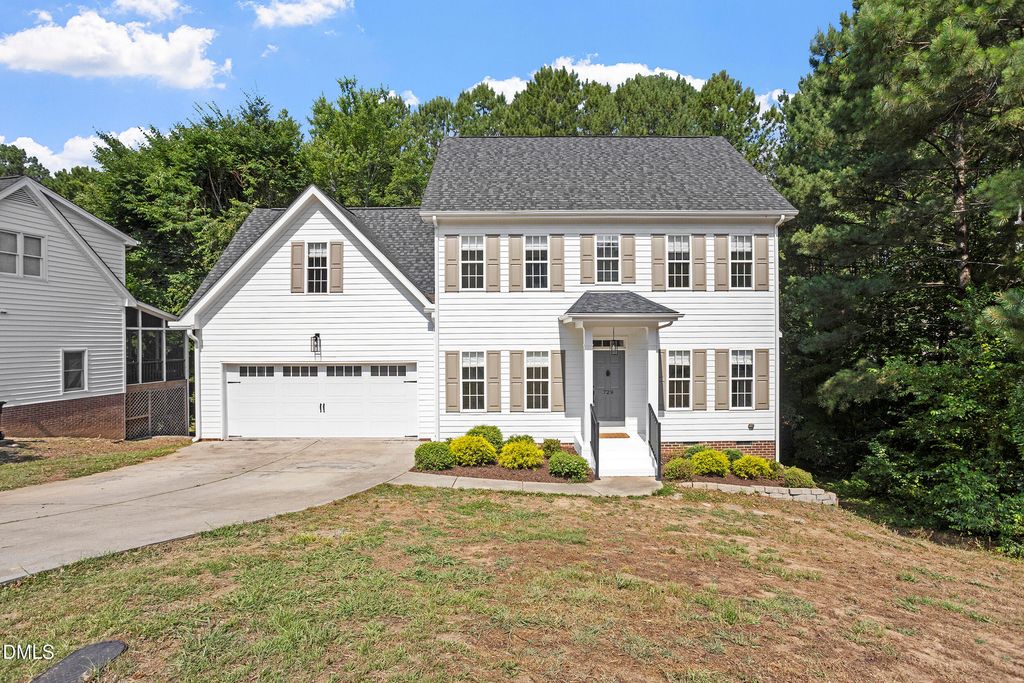 729 Little Leaf Court, Holly Springs, NC 27540
