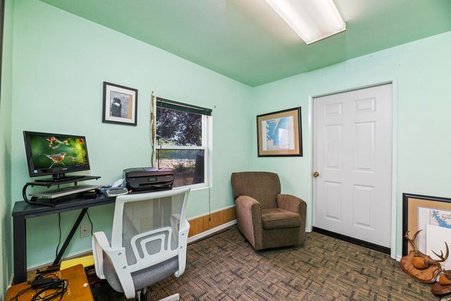 203 Edgerton Lane, Wolf Creek, OR 97497