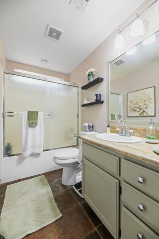 203 Edgerton Lane, Wolf Creek, OR 97497