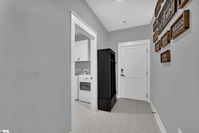 328 Summerall Drive, Anderson, SC 29621