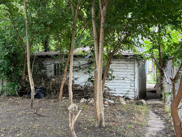 7843 S Langley Avenue, Chicago, IL 60619