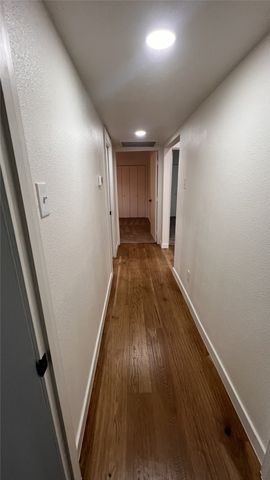 811 Thompson Street, Gainesville, TX 76240