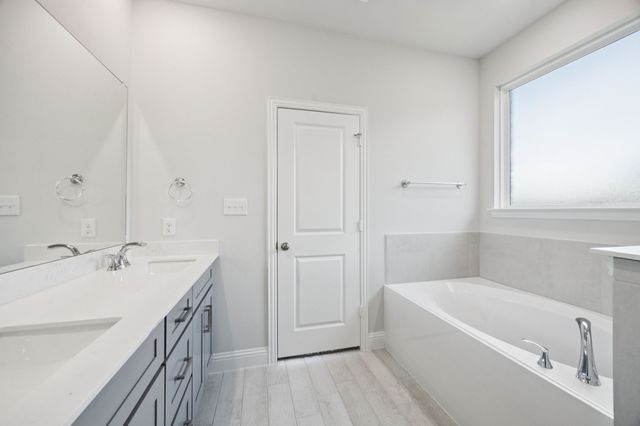 515 Lana Drive, Seagoville, TX 75159