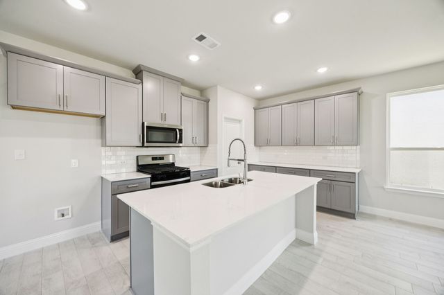 515 Lana Drive, Seagoville, TX 75159