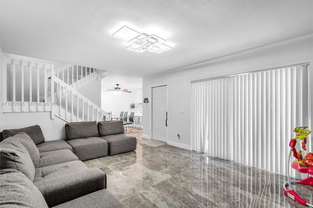 11903 SW 11th Ct, Davie, FL 33325