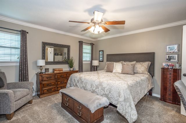 415 Rosedale Drive, Gainesville, TX 76240