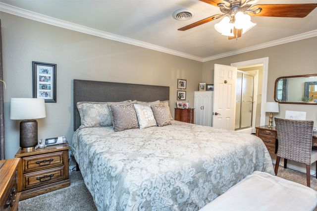 415 Rosedale Drive, Gainesville, TX 76240