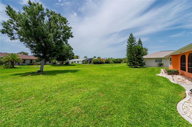 1659 BLUE LAKE CIRCLE, Punta Gorda, FL 33983