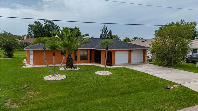 1659 BLUE LAKE CIRCLE, Punta Gorda, FL 33983