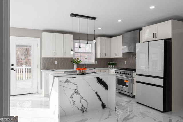 7530 Spalding Lane, Atlanta, GA 30350