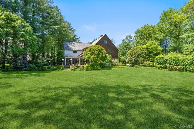 34 Wensley Drive, Great Neck, NY 11021