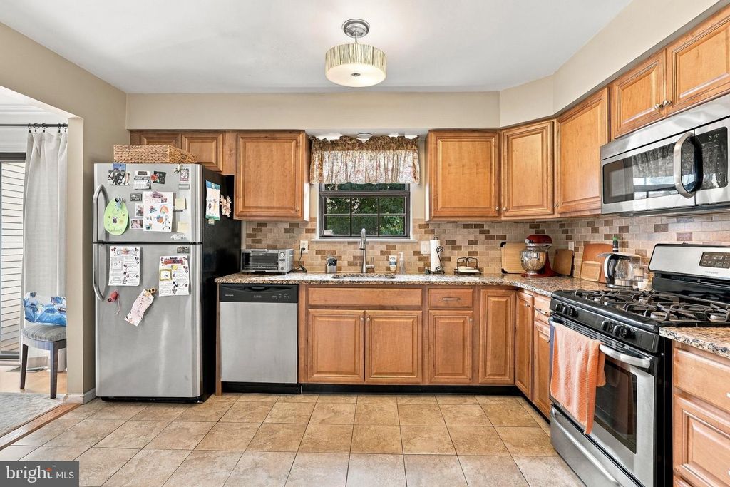 11 CHABLIS CT, MARLTON, NJ 08053 — photo 5