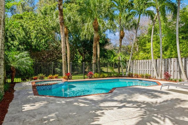 5504 FOX HOLLOW Drive, Boca Raton, FL 33486