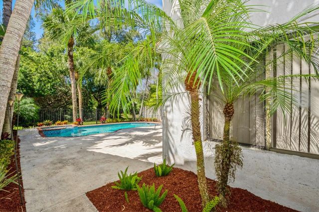 5504 FOX HOLLOW Drive, Boca Raton, FL 33486