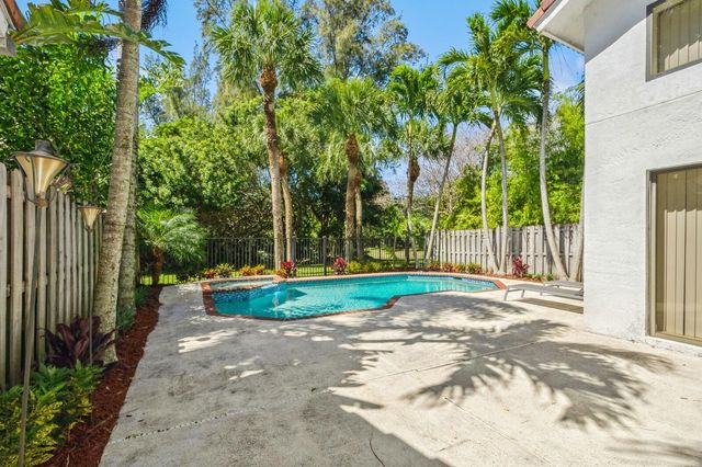 5504 FOX HOLLOW Drive, Boca Raton, FL 33486