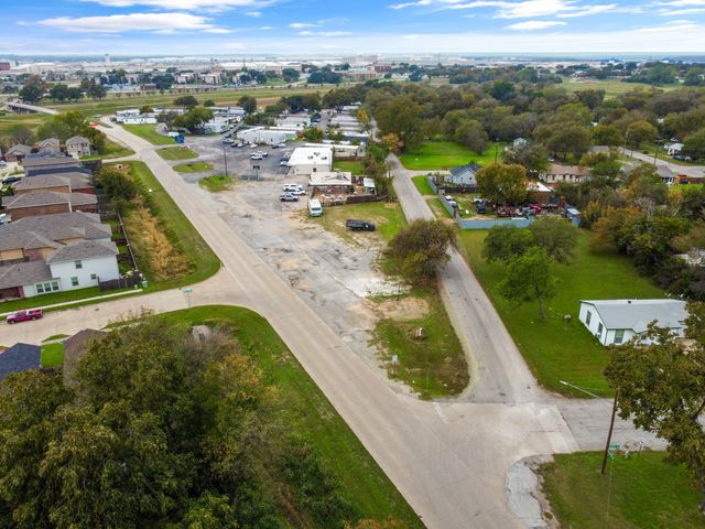 6100 Lt JG Barnett Road, Fort Worth, TX 76114