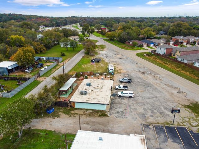 6100 Lt JG Barnett Road, Fort Worth, TX 76114
