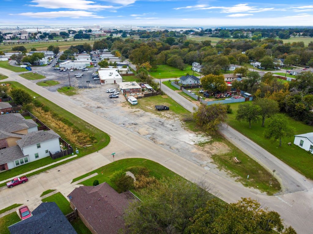 6100 Lt JG Barnett Road, Fort Worth, TX 76114