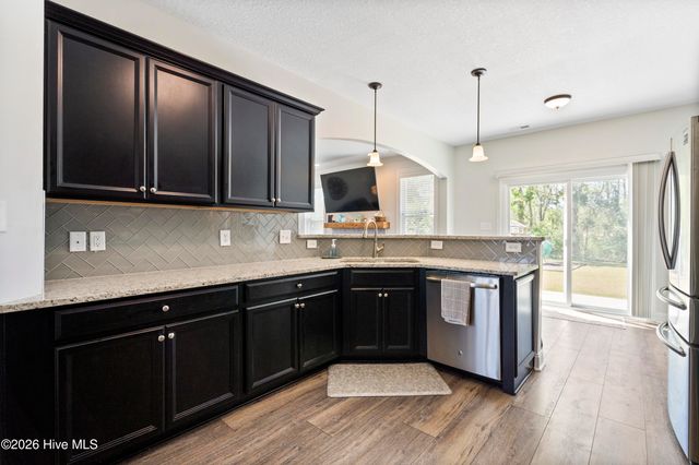 405 Falls Creek Court, Jacksonville, NC 28540