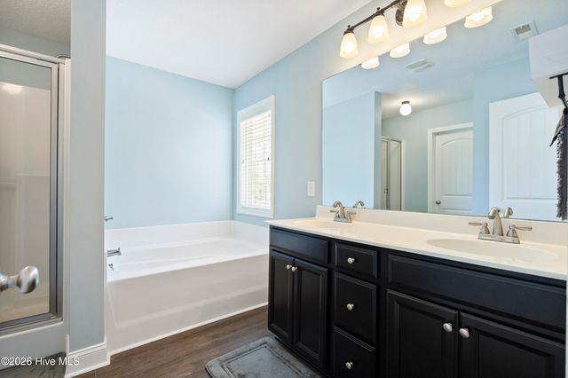 405 Falls Creek Court, Jacksonville, NC 28540