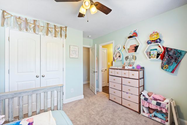 405 Falls Creek Court, Jacksonville, NC 28540