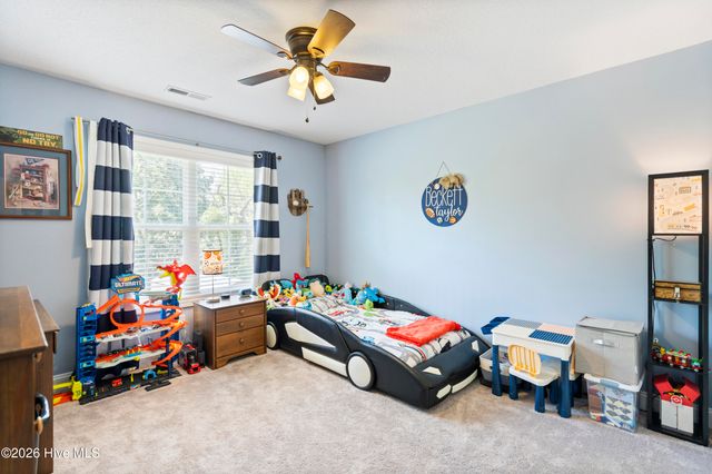 405 Falls Creek Court, Jacksonville, NC 28540