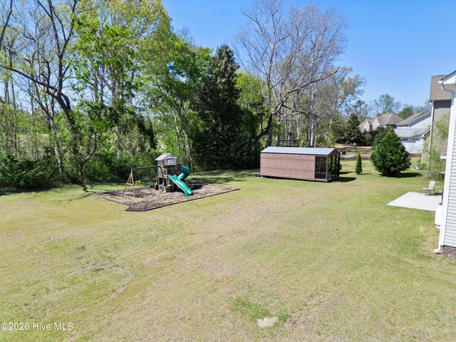 405 Falls Creek Court, Jacksonville, NC 28540