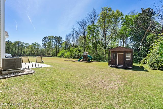 405 Falls Creek Court, Jacksonville, NC 28540