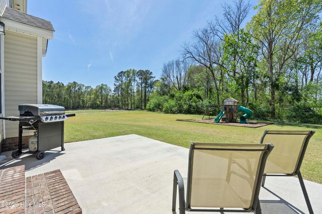 405 Falls Creek Court, Jacksonville, NC 28540