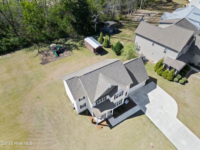 405 Falls Creek Court, Jacksonville, NC 28540