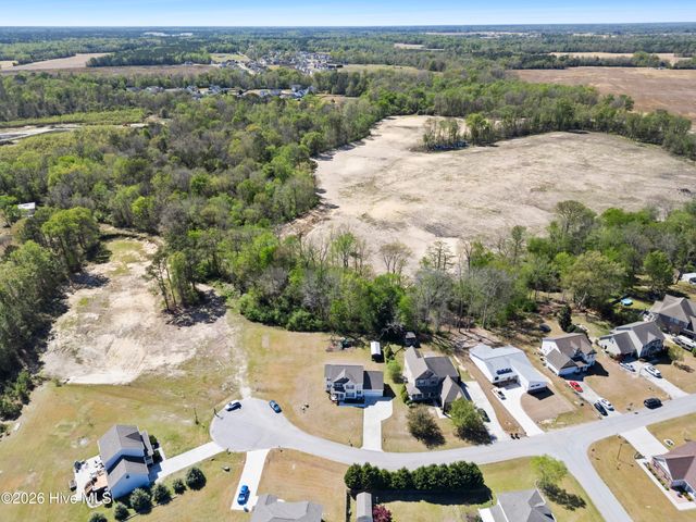 405 Falls Creek Court, Jacksonville, NC 28540