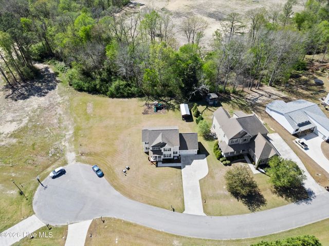 405 Falls Creek Court, Jacksonville, NC 28540