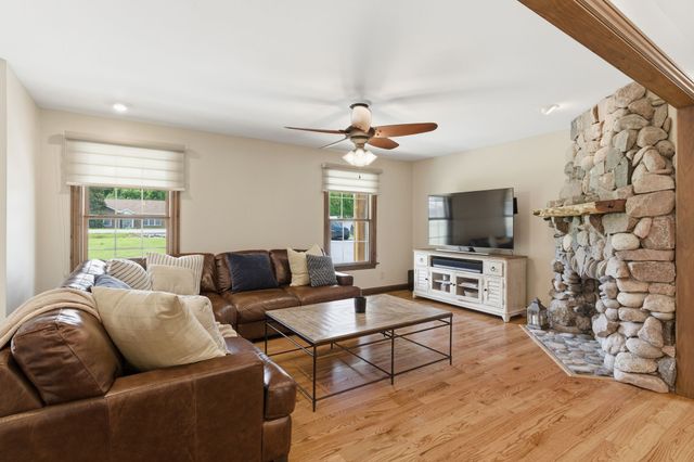 4747 Edgar Dillard Rd, Greenbrier, TN 37073