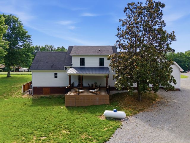 4747 Edgar Dillard Rd, Greenbrier, TN 37073