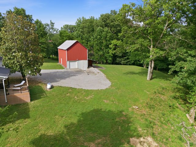 4747 Edgar Dillard Rd, Greenbrier, TN 37073