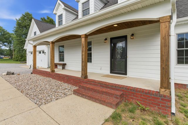 4747 Edgar Dillard Rd, Greenbrier, TN 37073