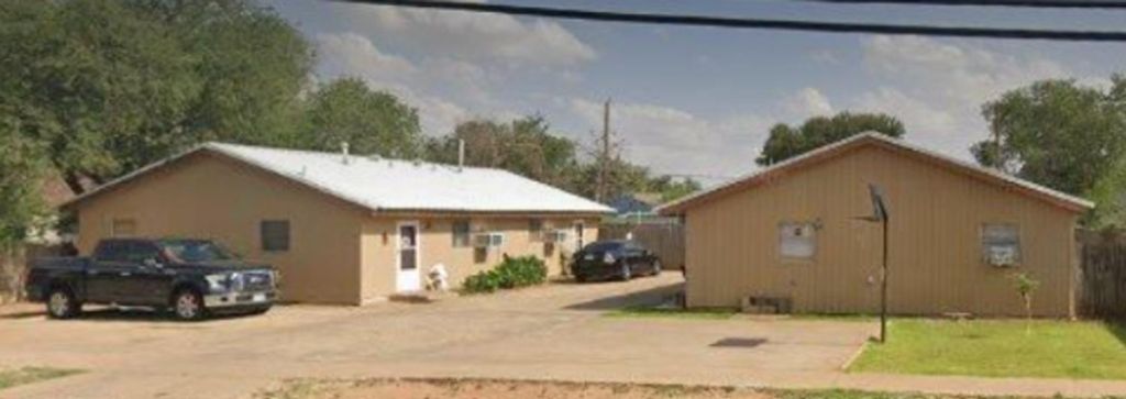 609 38th Street, B, Lubbock, TX 79404