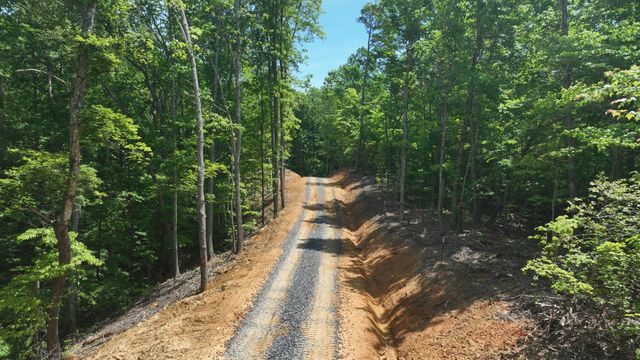 1250 Welcome Valley Road, Benton, TN 37307