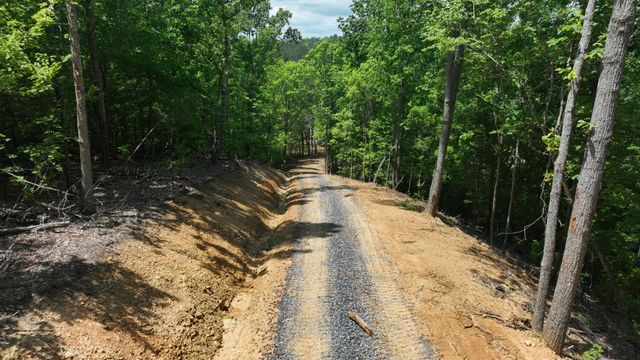 1250 Welcome Valley Road, Benton, TN 37307