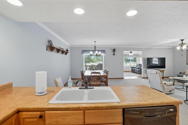 821 Leesburg Avenue, Washington Court House, OH 43160