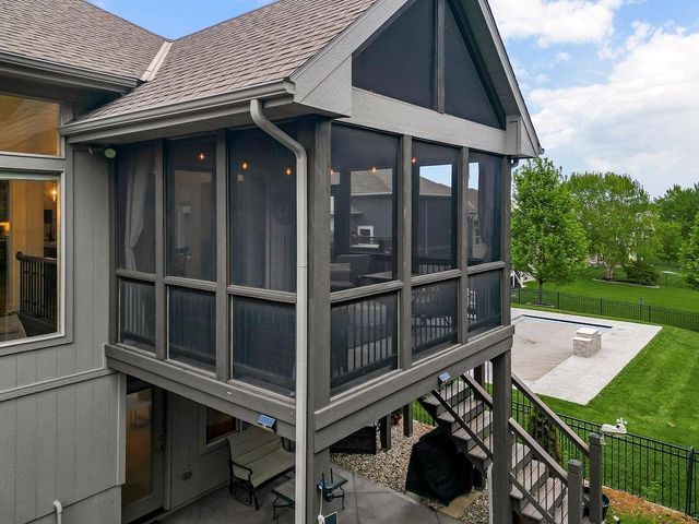 20507 W 80th Street, Shawnee, KS 66218