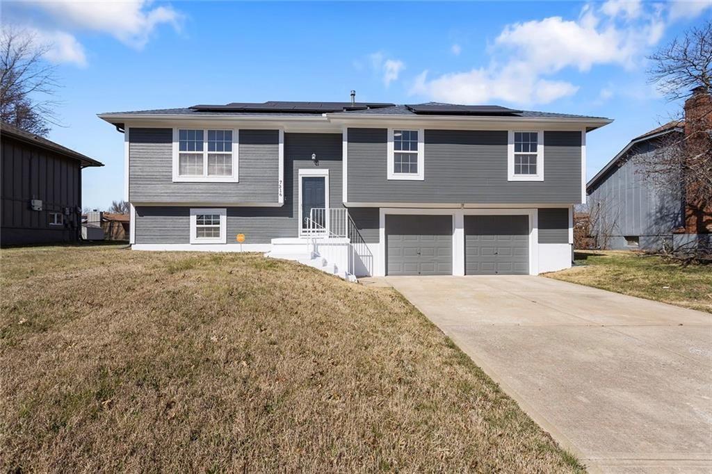 7316 Harry S. Truman Drive, Grandview, MO 64030