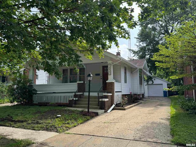 1830 COLLEGE Street, Springfield, IL 62704