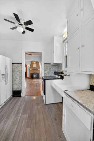 713 Riehl Street, Waterloo, IA 50703