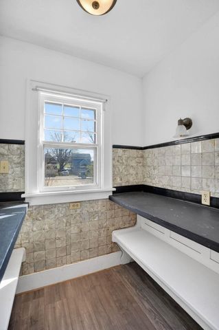 713 Riehl Street, Waterloo, IA 50703