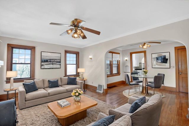 713 Riehl Street, Waterloo, IA 50703