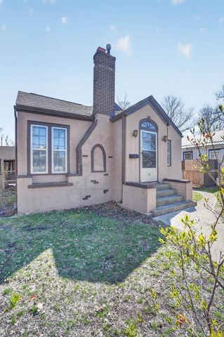 713 Riehl Street, Waterloo, IA 50703