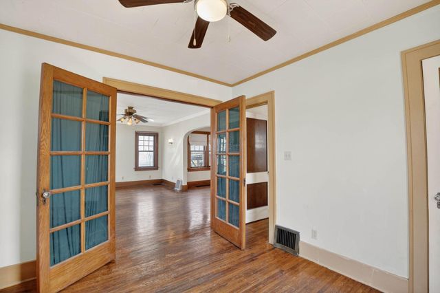 713 Riehl Street, Waterloo, IA 50703