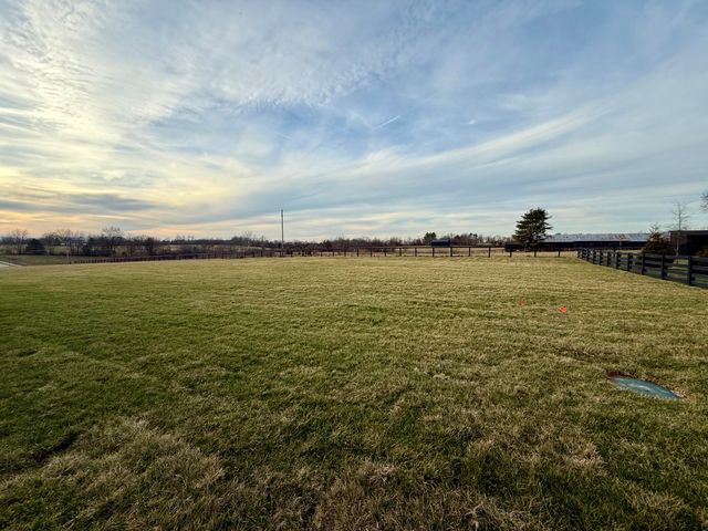 108 Crawford Creek Drive, Nicholasville, KY 40356
